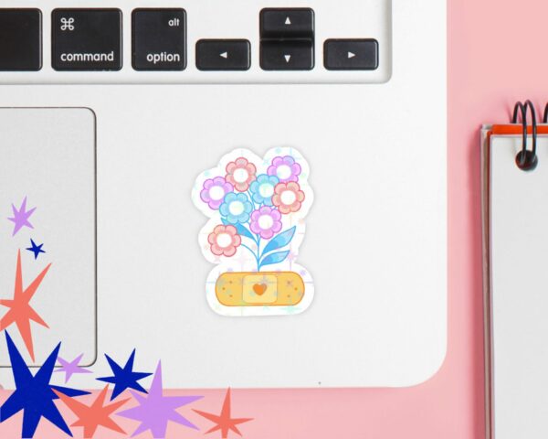 Stickers holographique bienveillant ✶ Pansement fleuri