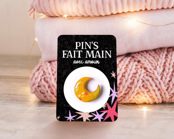 Pin’s fait main ✶ Lune