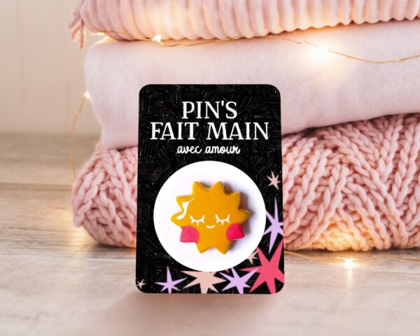 Pin's mignon fait main ✶ Soleil